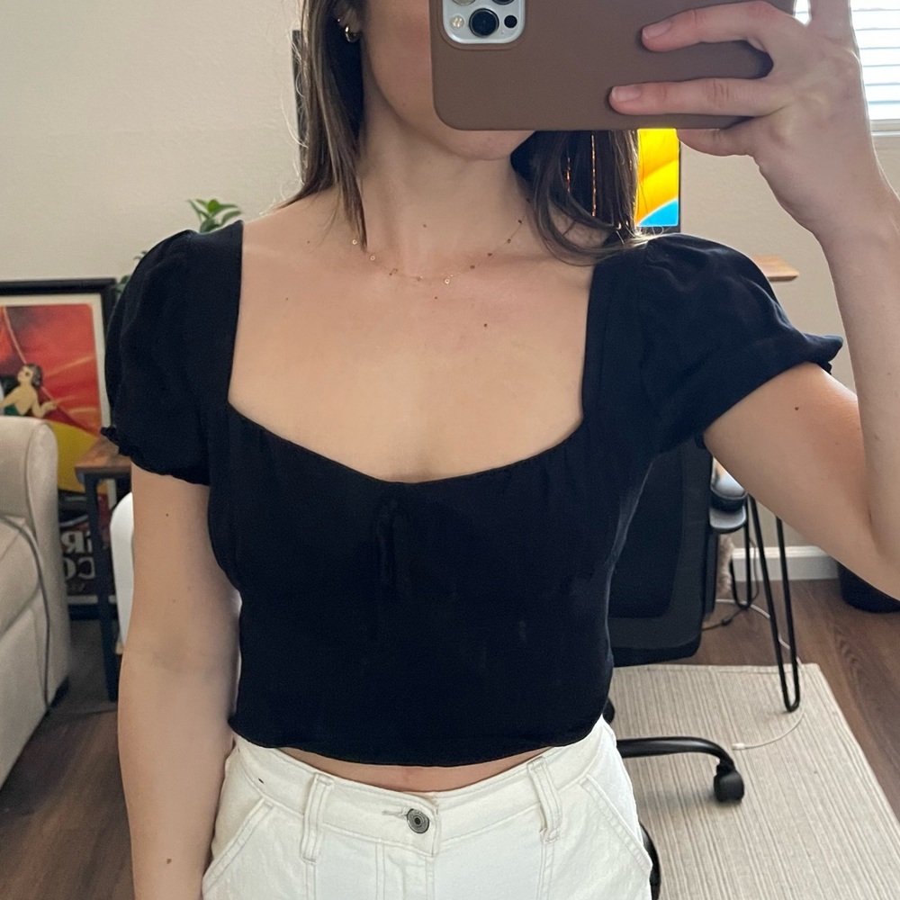 Puff Sleeve Crop Top